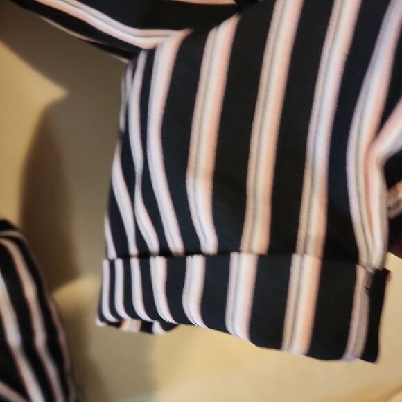 Torrid Black and Pink Striped Apparel - Picture 4 of 4